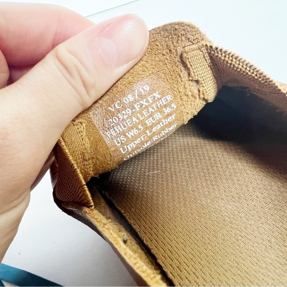 Olukai Pehuea Cognac Tan Leather Slide On Loafers Size 6.5 Women’s - Picture 3 of 5